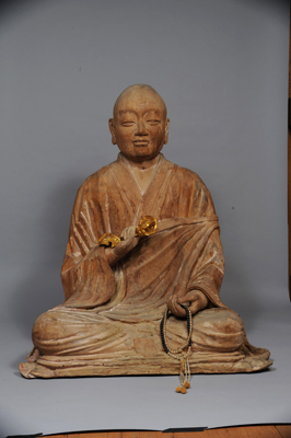 木造弘法大師坐像（仏木寺）の画像