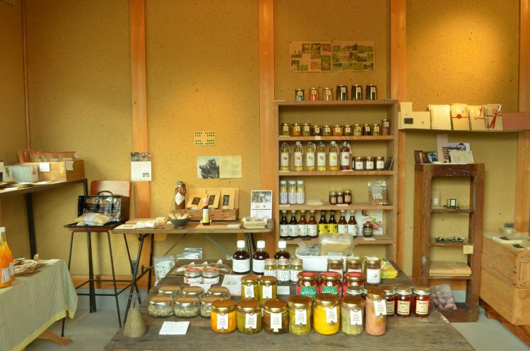 まなべ商店の画像2