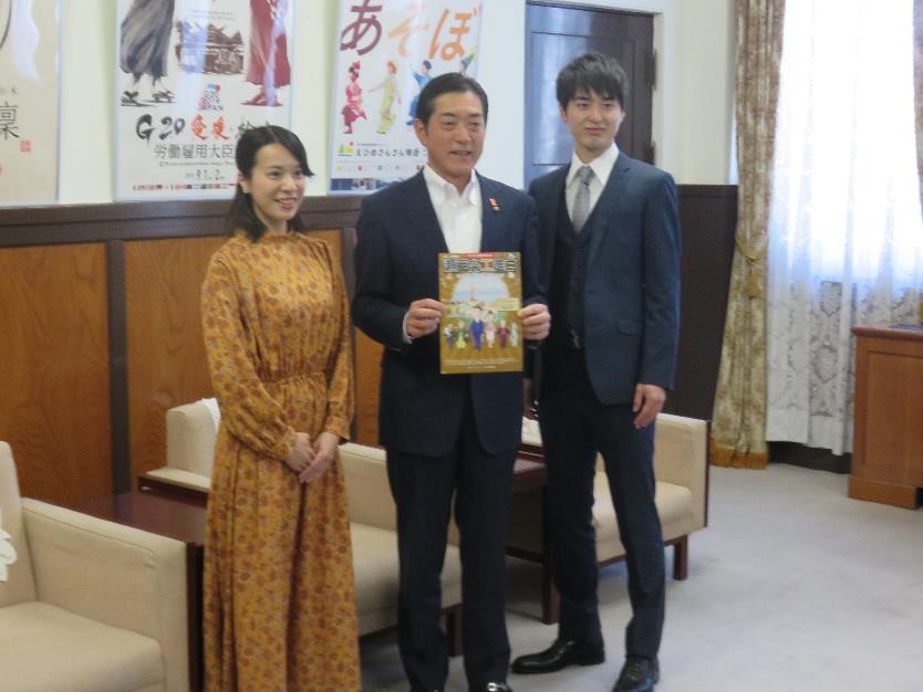 5月7日（火曜日）坊っちゃん劇場ミュージカル「瀬戸内工進曲」出演者らの訪問（県庁）の画像