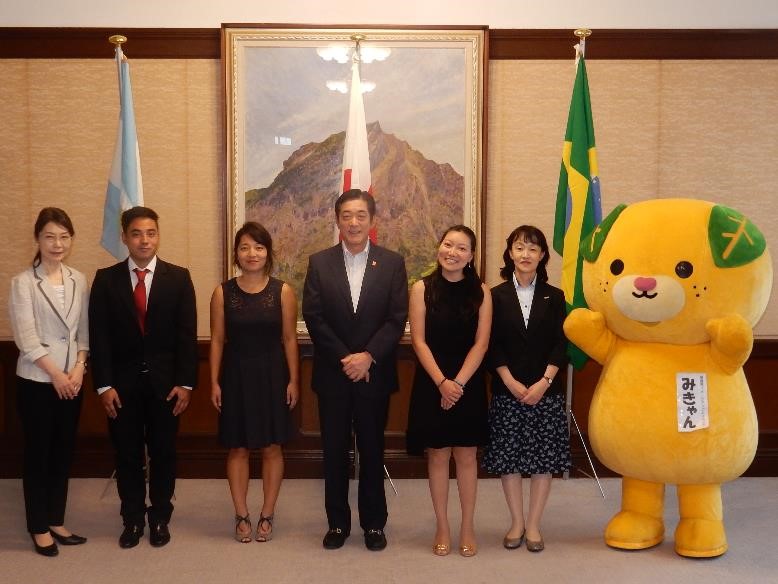 7月3日（水曜日）ブラジル及びアルゼンチンからの愛媛県海外技術研修員らの訪問（県庁）の画像