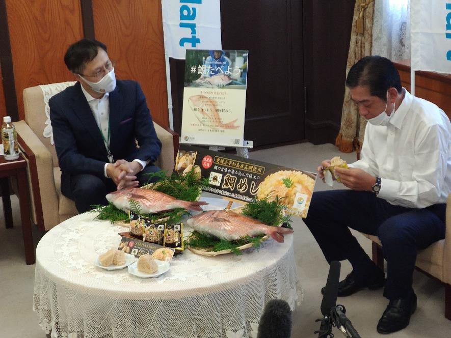 10月21日（水曜日）大手コンビニエンスストアの訪問（県産養殖マダイを使用した新商品の発売報告）（県庁）の画像