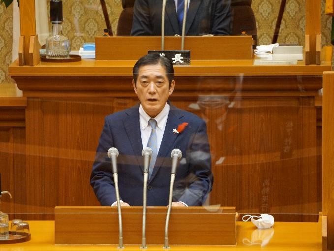 12月14日（月曜日）12月定例県議会閉会（県議会議事堂）の画像