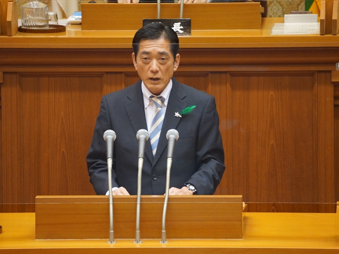 4月30日（金曜日）臨時県議会（県議会議事堂）の画像