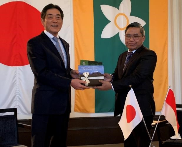 2月27日（月曜日）インドネシア共和国環境・林業副大臣らの訪問（県庁）の画像