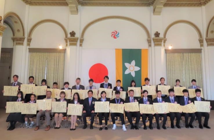 3月20日（月曜日）愛顔のえひめ知事表彰式（県庁）の画像