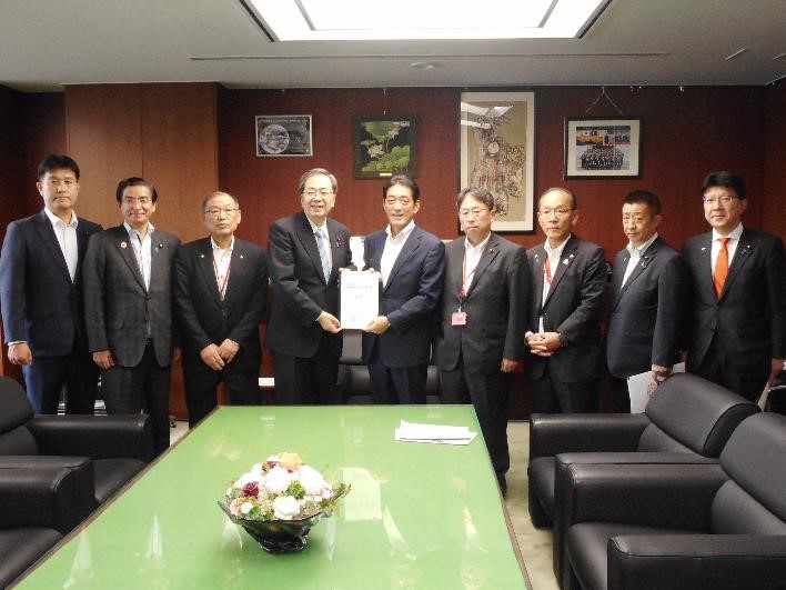 6月1日（木曜日）国土交通大臣への重要施策提案・要望（都内）の画像