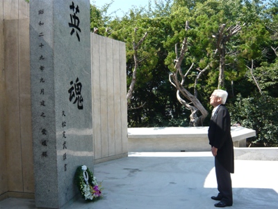 8月15日（日曜日）愛媛県戦没者慰霊塔（丸山墓地）参拝（松山市内） 
