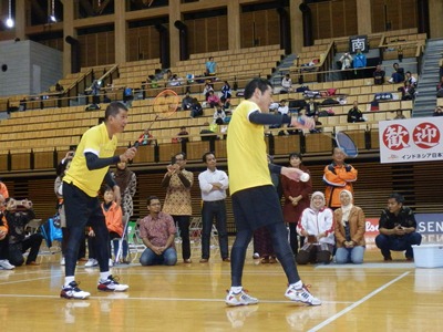 11月18日（月曜日）全日本シニアバドミントン選手権大会　エキシビションマッチ（県武道館）の画像