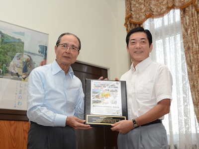 8月7日（木曜日）世界少年野球推進財団王貞治理事長らの訪問（県庁）の画像