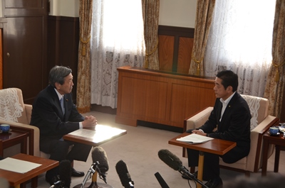 10月21日（水曜日）経済産業大臣の訪問（県庁）