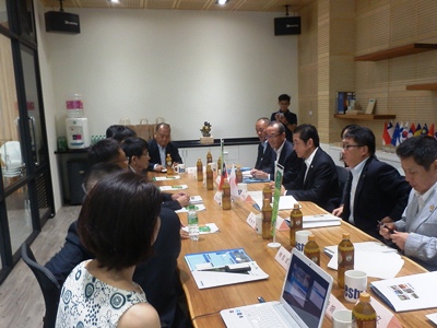 10月28日（水曜日）地元木材商社社長ら訪問（台湾）の画像