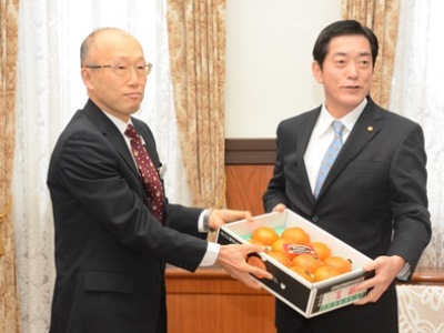 1月28日（木曜日）全農愛媛県本部の訪問（「愛媛Queenスプラッシュ」の初出荷報告）（県庁）の画像