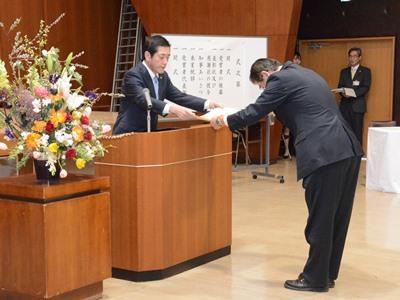 2月22日（月曜日）愛媛県職員等表彰式（県庁）の画像