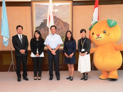 7月11日（月曜日）アルゼンチン及びペルーからの愛媛県海外技術研修員らの訪問（県庁）の画像