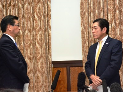 12月26日（月曜日）四国電力社長らの訪問（伊方発電所1号機の廃止措置等に関する報告）（県庁）の画像
