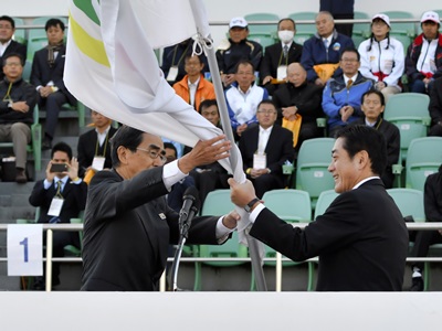 10月30日（月曜日）愛顔つなぐえひめ大会閉会式（県総合運動公園）の画像