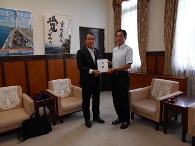 8月9日（木曜日）株式会社三井住友ファイナンシャルグループからの災害義援金贈呈式（県庁）の画像