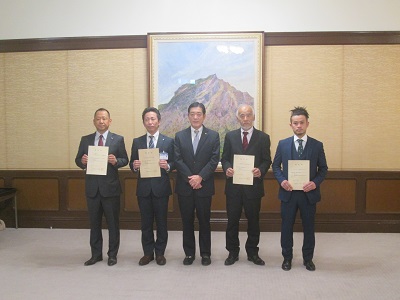 1月22日（火曜日）愛媛県資源循環優良モデル認定証交付式（県庁）の画像