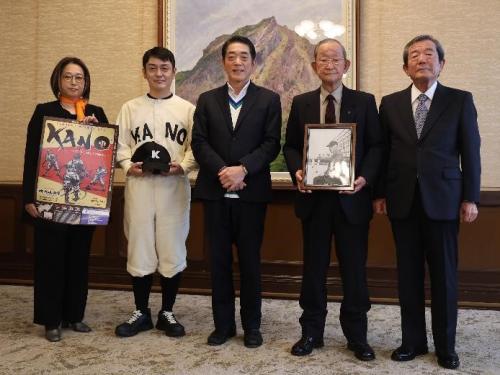 1月18日（木曜日）近藤兵太郎をたたえる会関係者らの訪問（県庁）