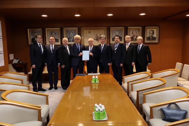 1031_全国都道府県議長会役員会要請活動６