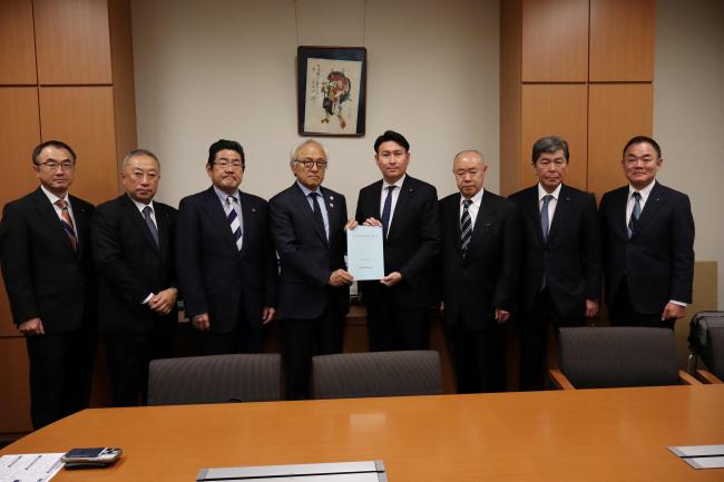 1031_全国都道府県議長会役員会要請活動7