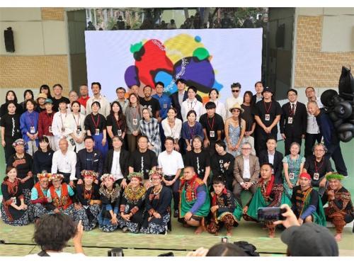 10月18日（土曜日）「art venture ehime fes 2025」オープニングセレモニー（県立とべ動物園）