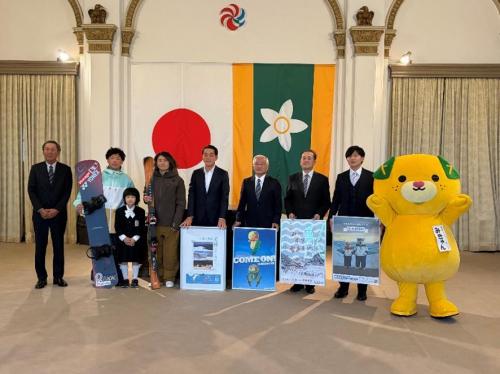 11月20日（木曜日）県内スキー場運営会社社長、愛媛県スキー連盟会長らの訪問（県庁）