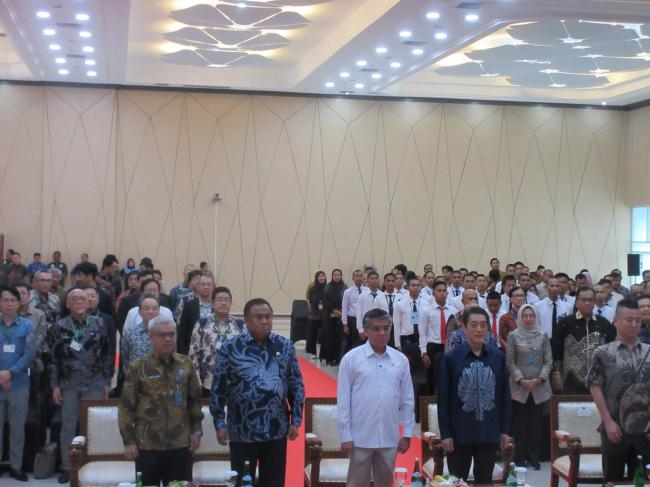 115②_令和７年度ベトナム・インドネシア経済交流ミッション（インドネシア労働省との覚書締結式・愛媛県へ送り出される技能実習生の出発式）