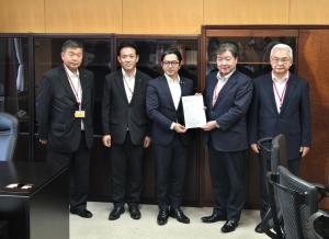 内閣府　経済財政政策