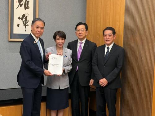 6月1日（月曜日）全国知事会くらしの安心確立調整本部副本部長として「中東情勢に伴う物価高騰等への対策に向けた提言」について要請（内閣総理大臣）（東京都）