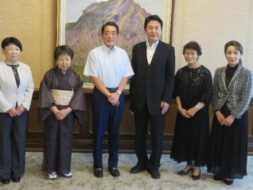 6月8日（月曜日）華道家元池坊全国大会関係者らの訪問（県庁）