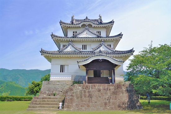 宇和島城天守の画像