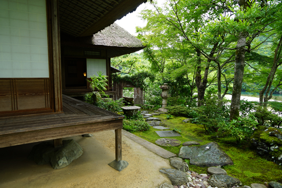 臥龍山荘庭園の画像3