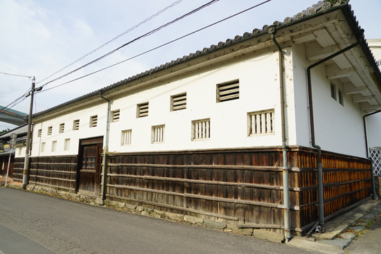 梅錦山川主屋・仕込蔵の画像2