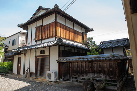 旧佐野家住宅（商いと暮らし博物館）主屋ほか２件の画像2